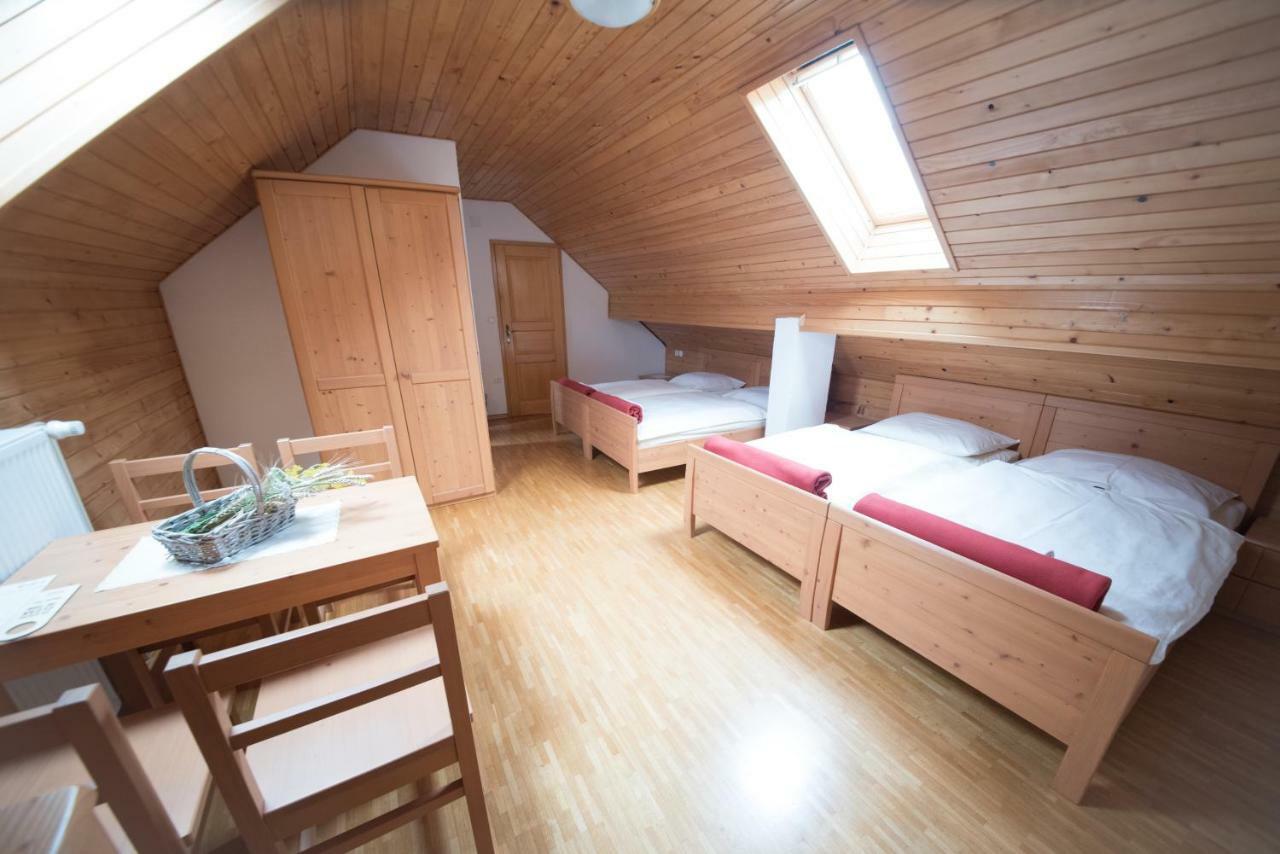 Tourist Farm Pr'Dovar Cerklje na Gorenjskem Extérieur photo